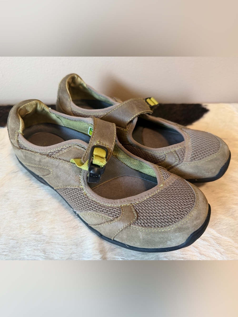 Ahnu shoes